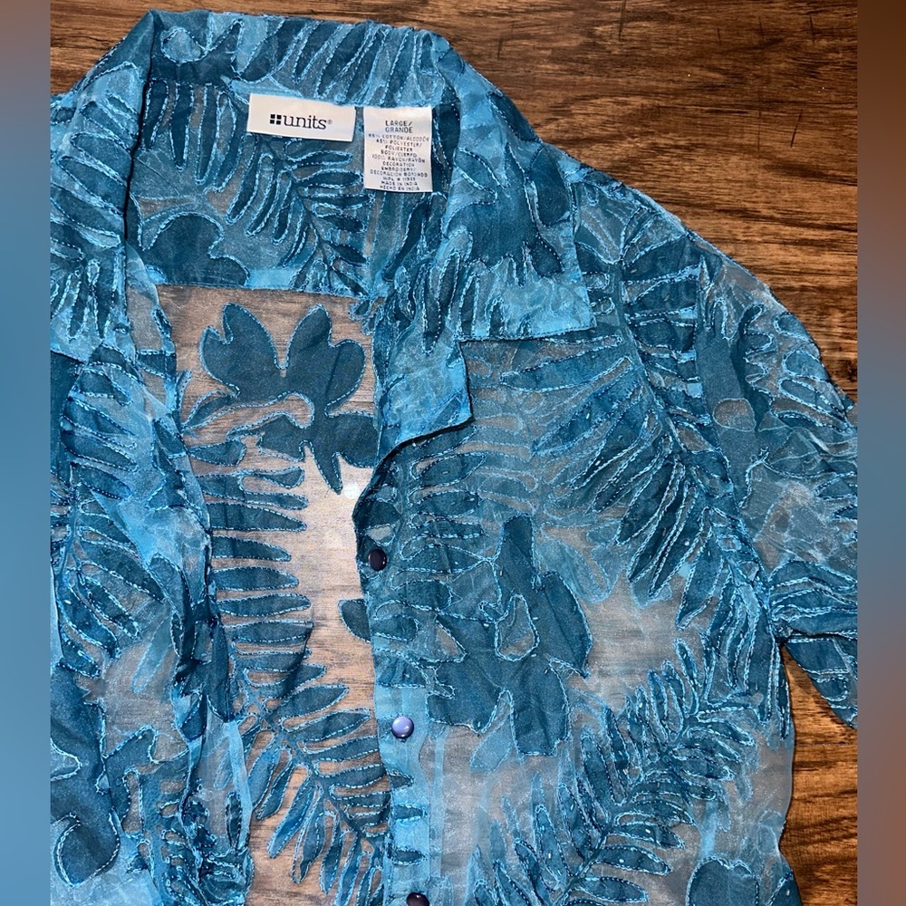 Units vintage turquoise blue lacey women’s button up blouse - Picture 3 of 9